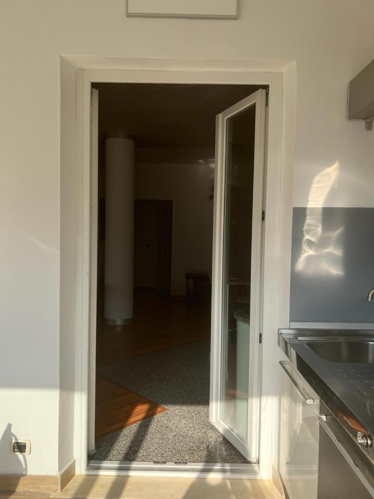 Garda 33 Caprino Veroneseアパートメント 部屋 写真