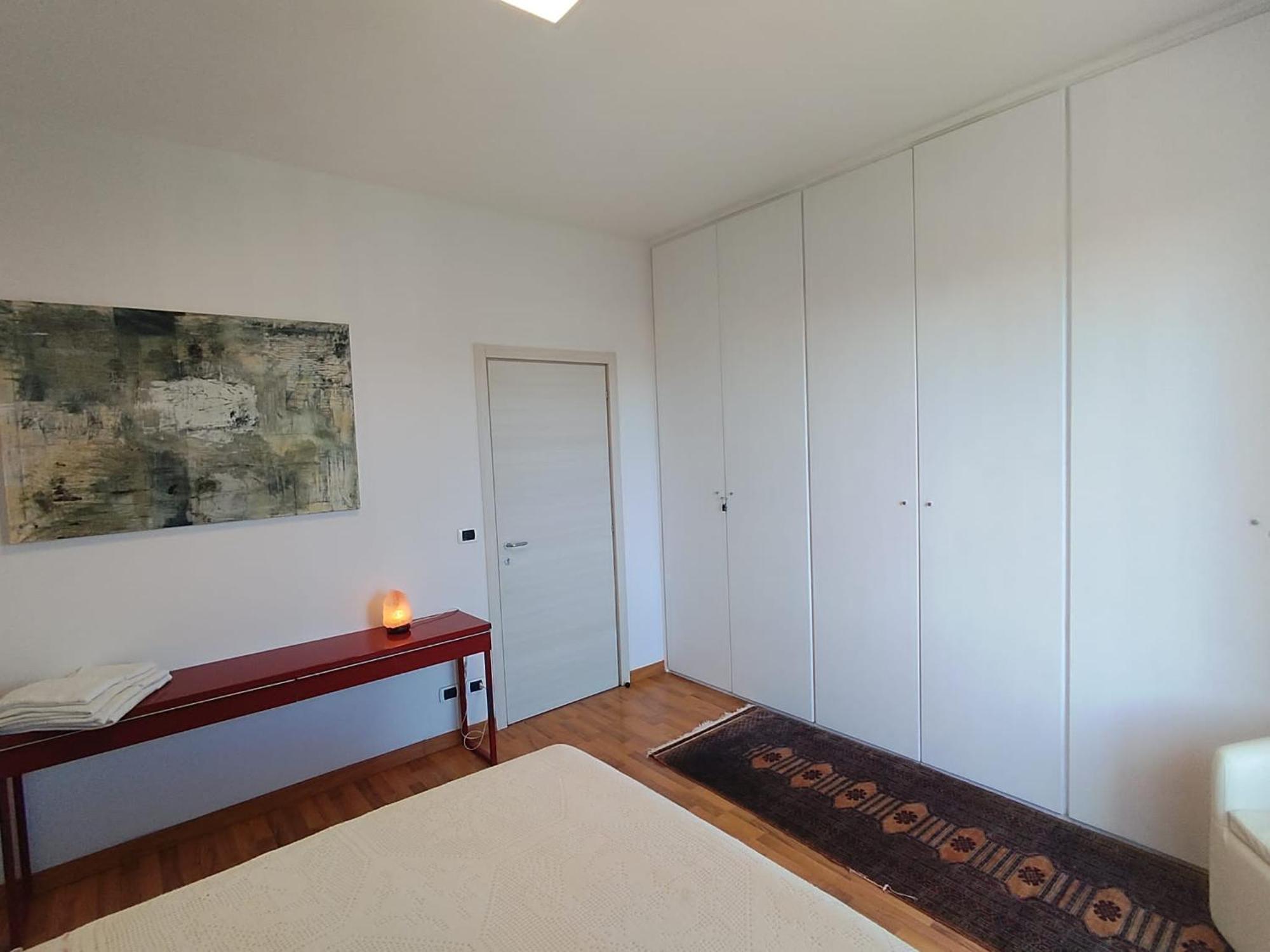 Garda 33 Caprino Veroneseアパートメント 部屋 写真